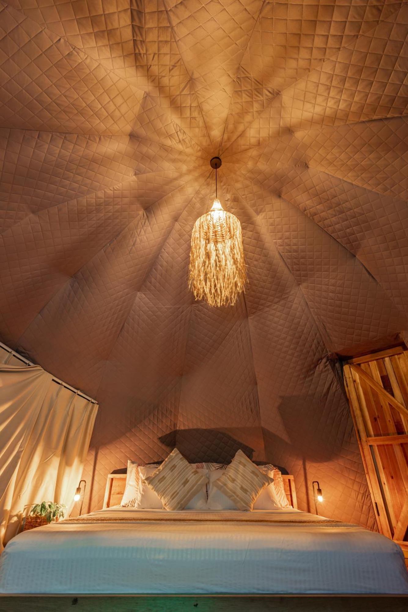מלון אל נידו Domes And Dreams Lio Glamping מראה חיצוני תמונה