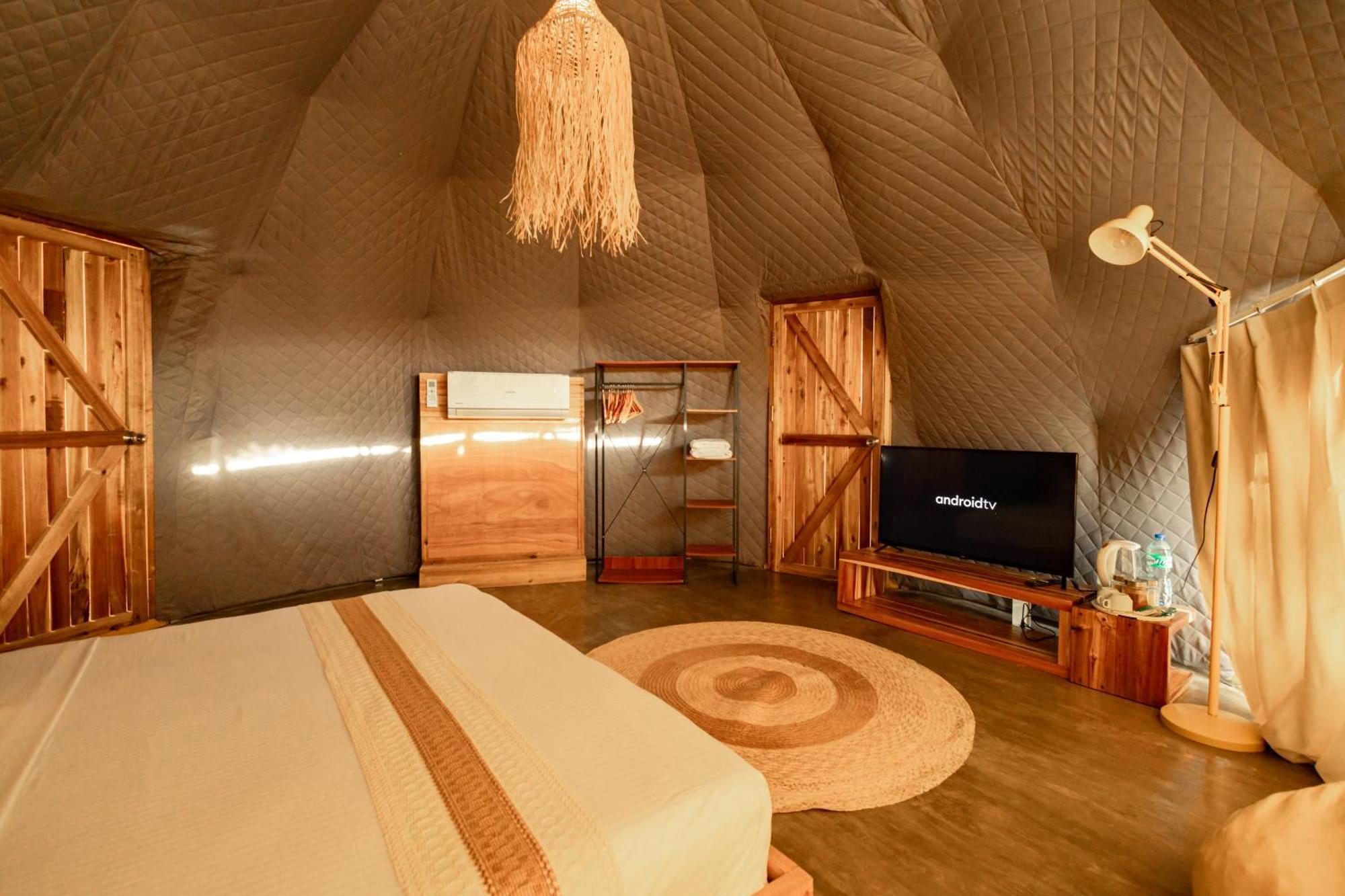 מלון אל נידו Domes And Dreams Lio Glamping מראה חיצוני תמונה