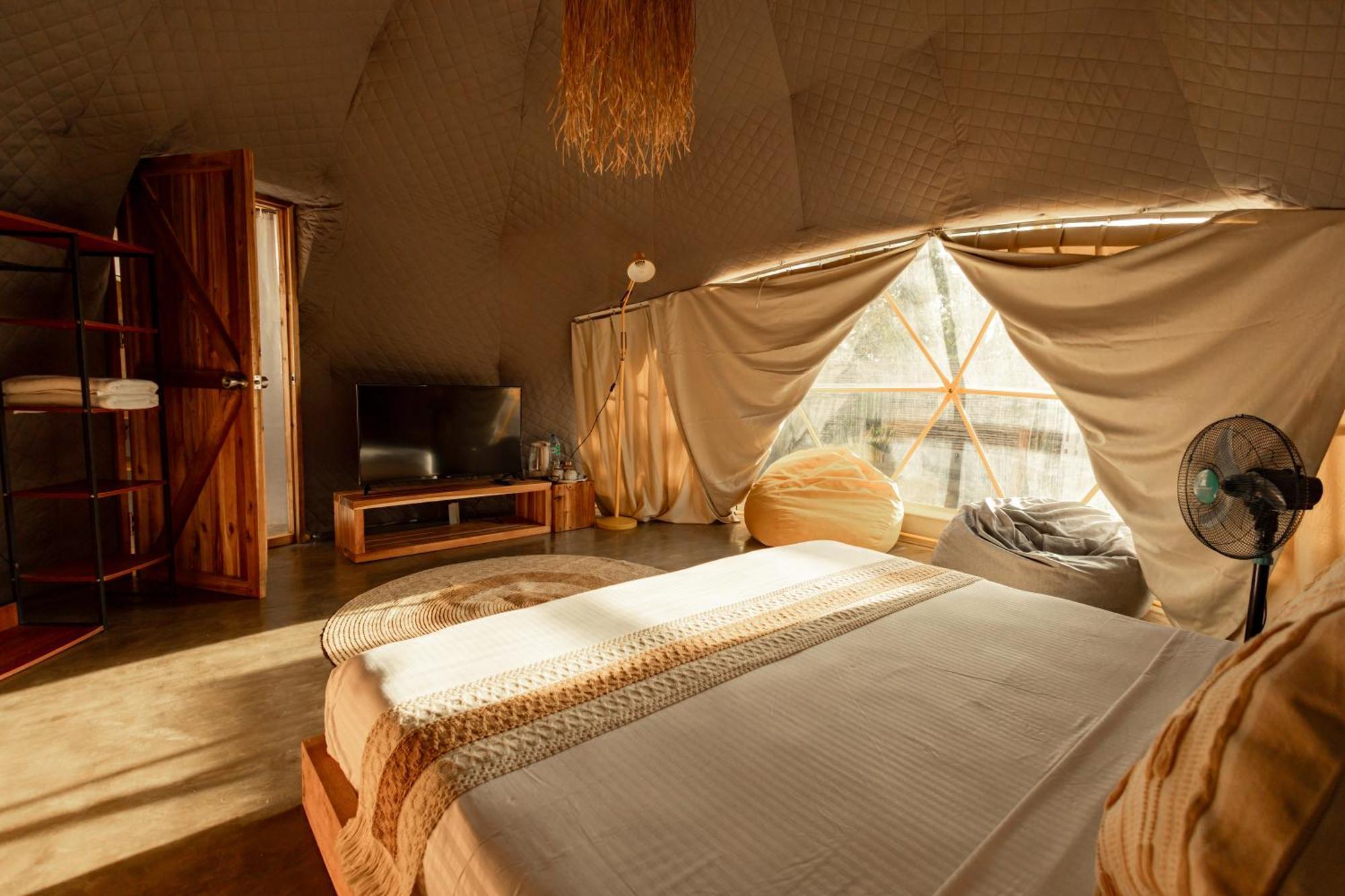 מלון אל נידו Domes And Dreams Lio Glamping מראה חיצוני תמונה